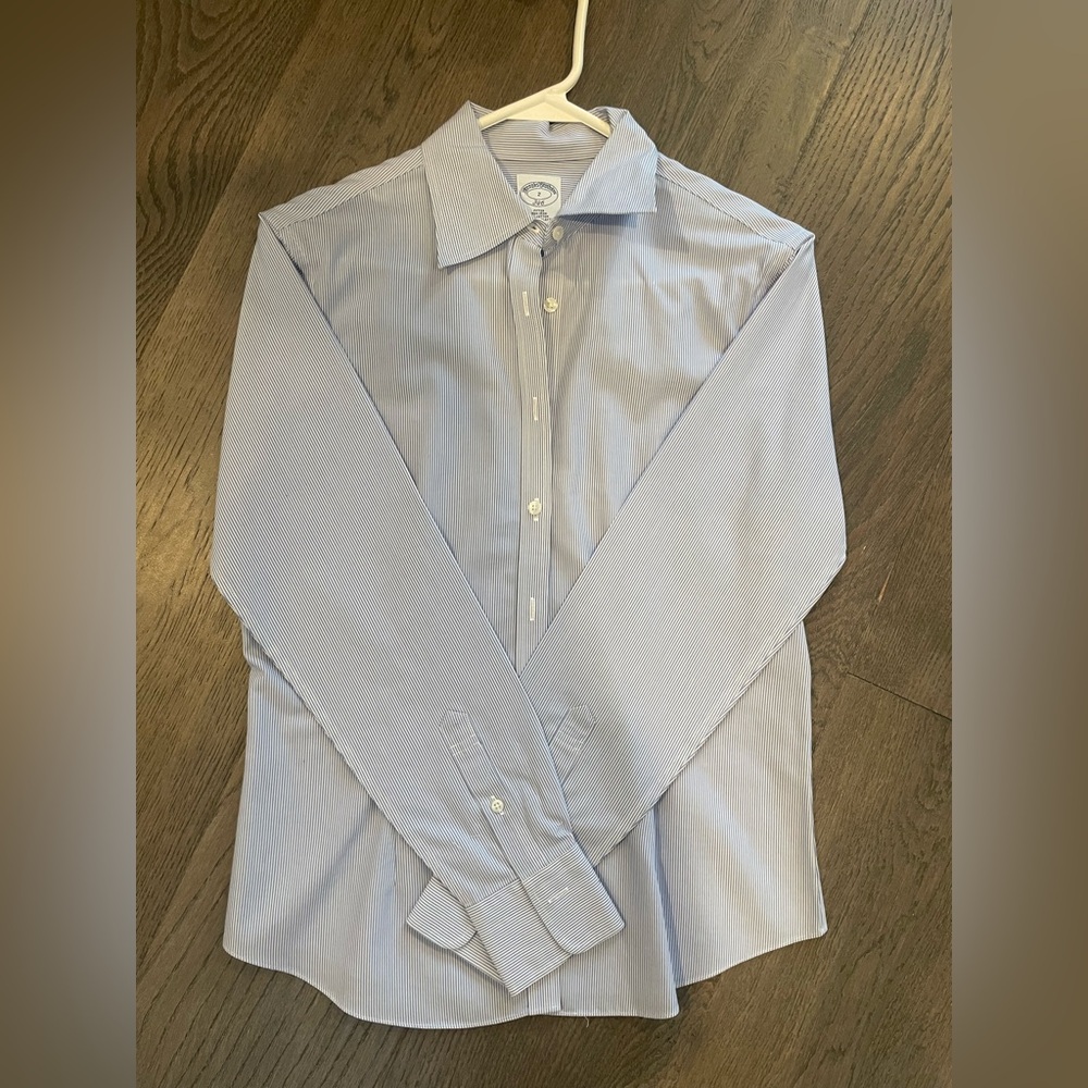 Brooks Brothers Blue and White Striped Fitted Non-Iron Shirt